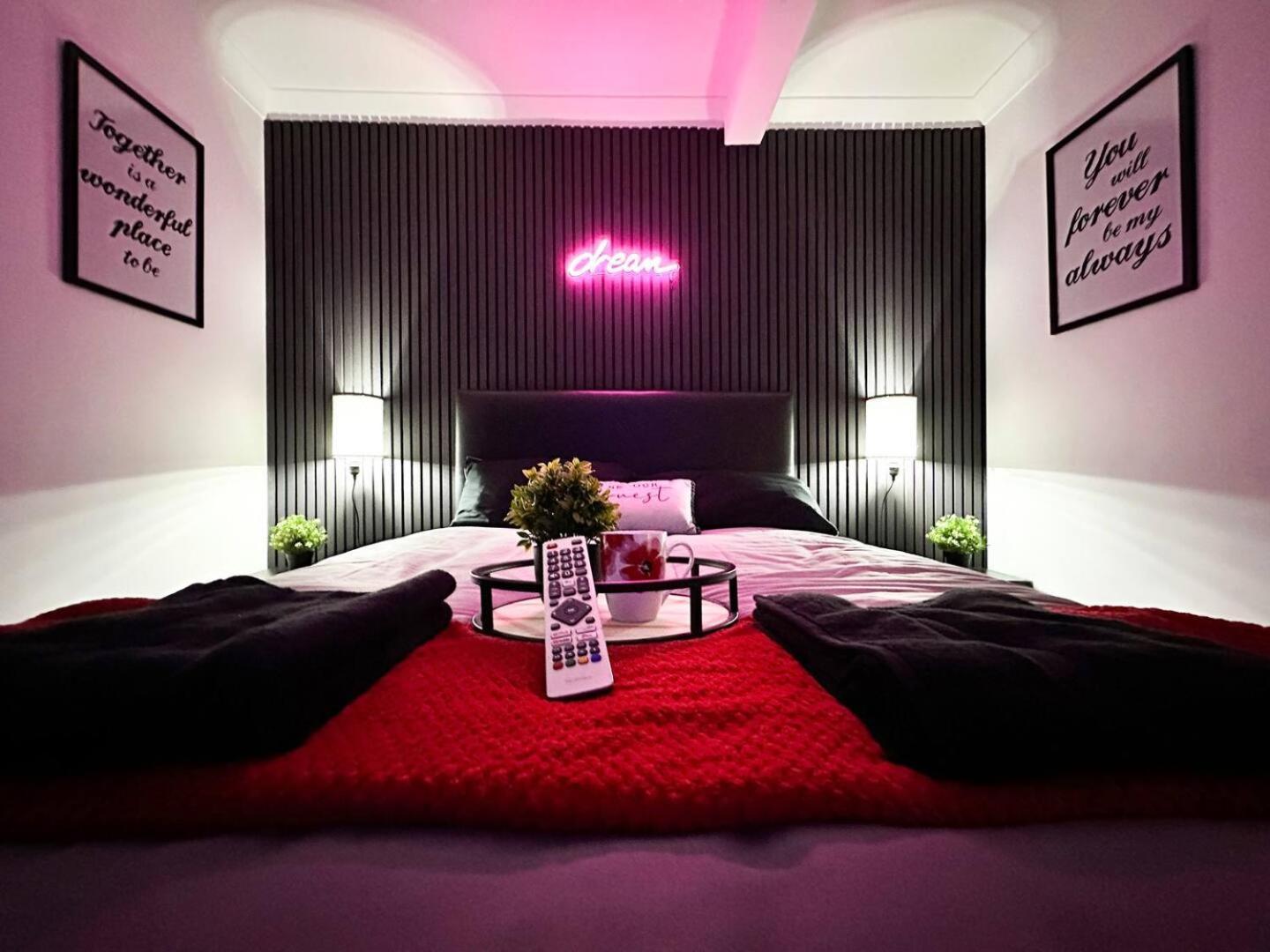 Boutique Backyard Bungalow - Brimsdown انفيلد المظهر الخارجي الصورة